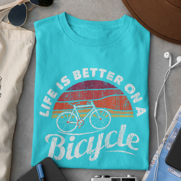 T-särk "Life is better on a bicycle"