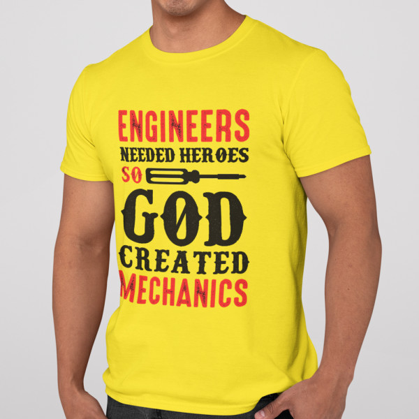 T-särk "God created mechanics"