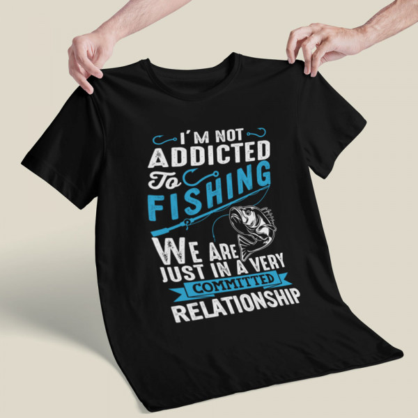 T-särk "Addicted to fishing"