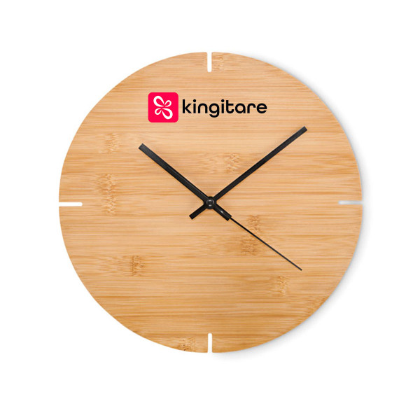 Bambusest seinakell Sinu logoga