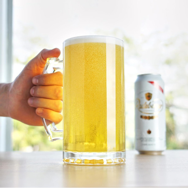 Klaasist õllekann sangaga (500 ml)