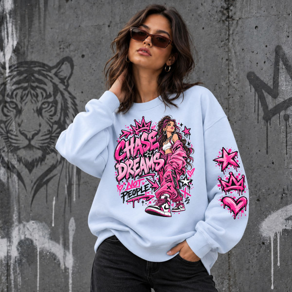 Unisex pastelne pusa "Chase dreams, not people"
