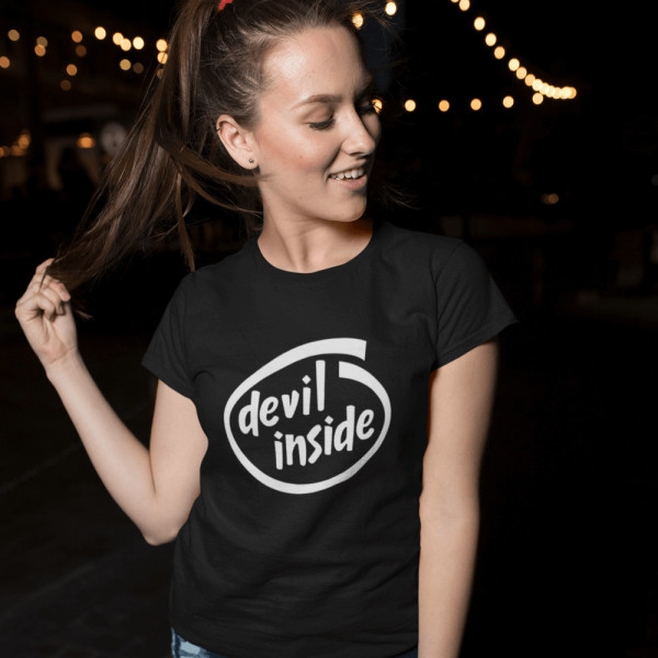 Naiste T-särk "Devil inside"
